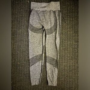 Victoria Secret Pink Workout Shaping Leggings